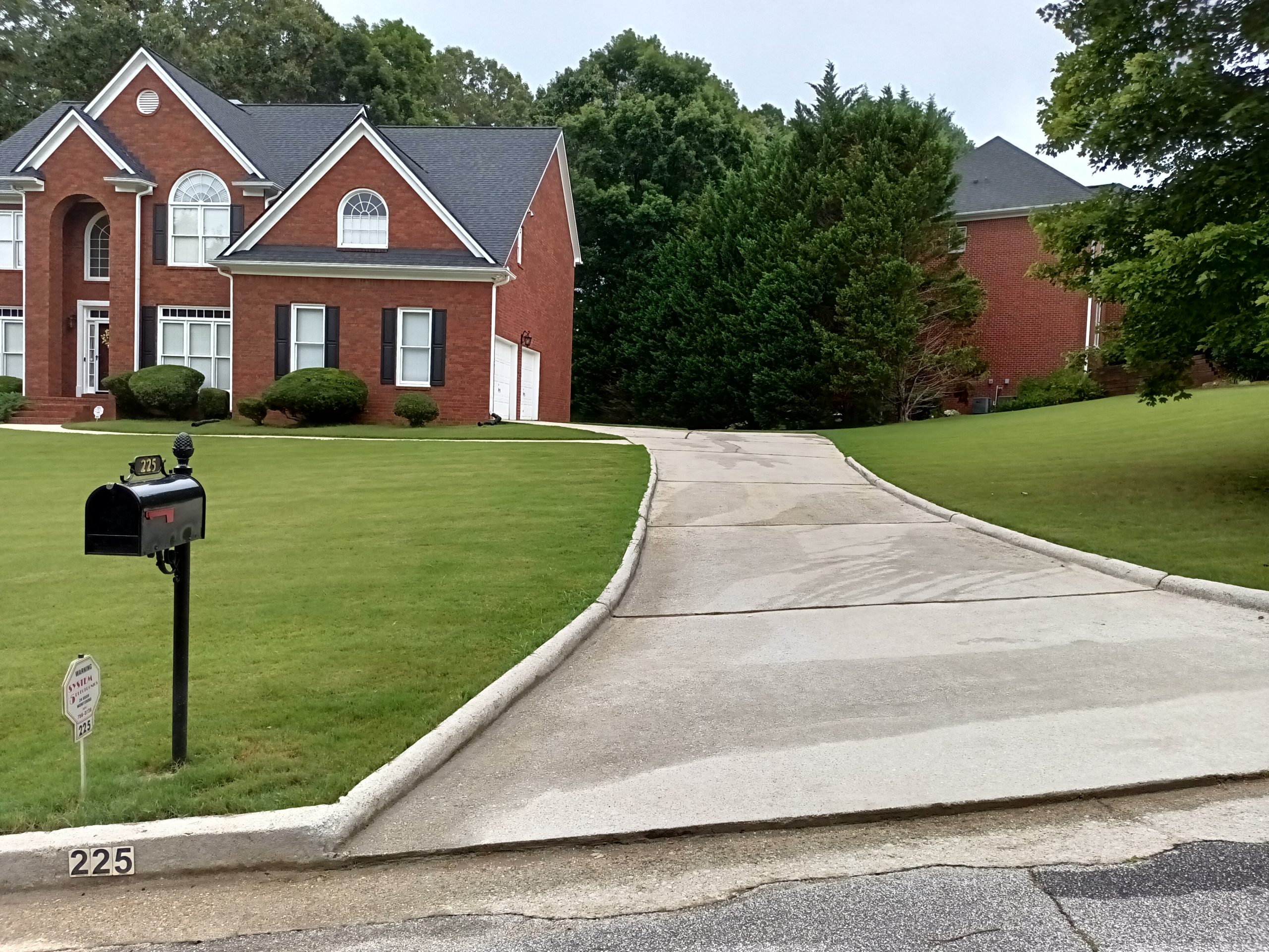 GO2-Powerwash-team-serving-Atlanta-community